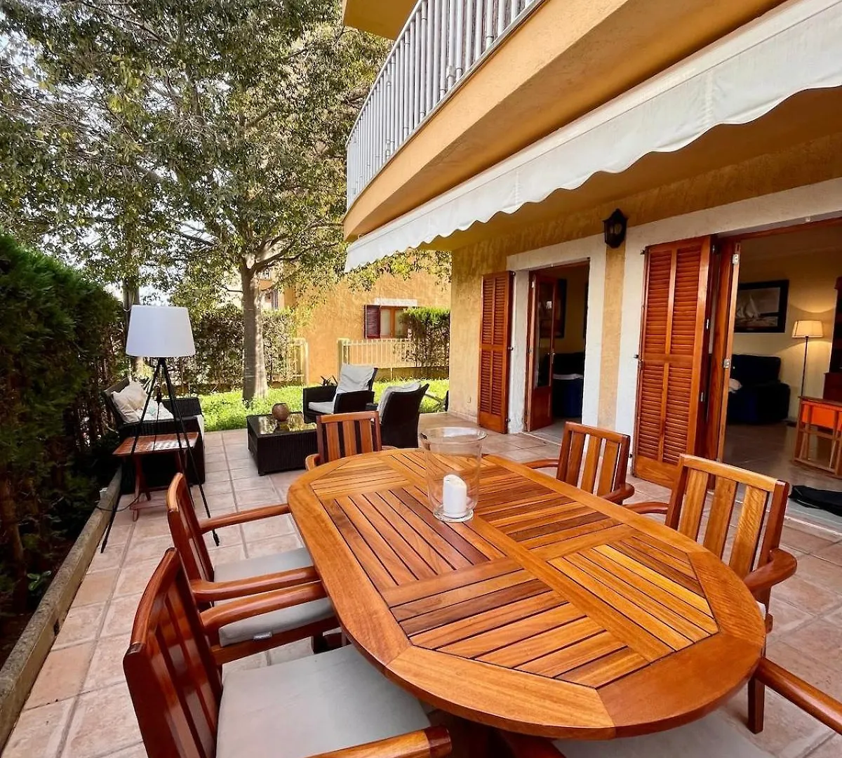 Spacious Apartment Close To The Beach ポレンサ スペイン